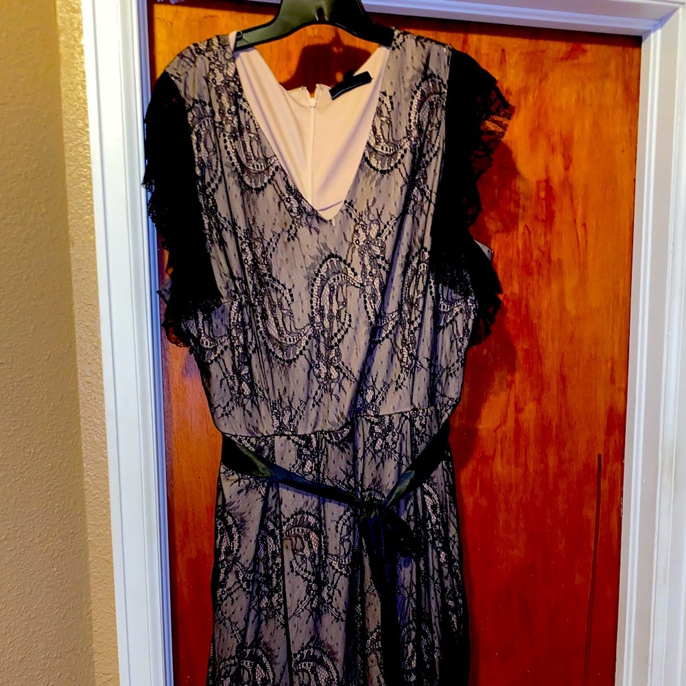 Black lace dress